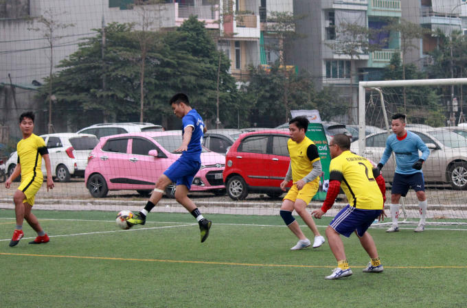 FC Thanh Hóa và FC Nam Định đã cống hiến cho khán giả một trận chung kết đầy kịch tính. Cầu thủ 2 đội FC Nghệ An và FC Hà Tây "chạm mặt" lần đầu cũng rất căng thẳng, quyết liệt và hấp dẫn đến phút cuối cùng.