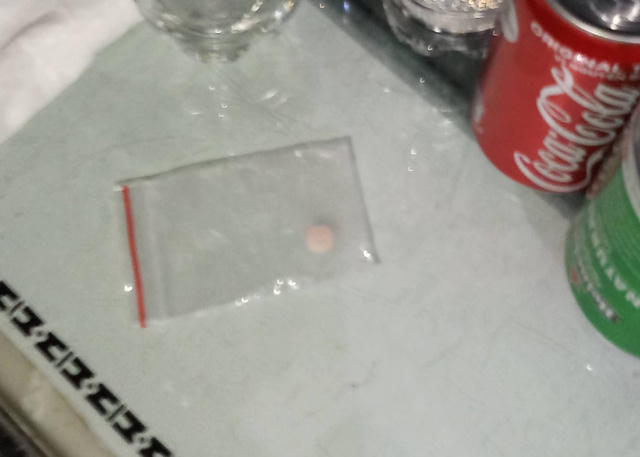 Cảnh s&aacute;t &ldquo;đột k&iacute;ch&rdquo; qu&aacute;n bar DC Club, hơn 300 kh&aacute;ch chơi nhốn nh&aacute;o