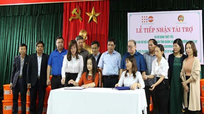 Anh165.