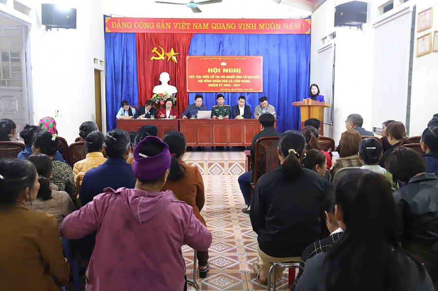 Ngày 09/3/2026, tại Nhà văn hoá thôn Bản Luông, Ủy ban MTTQ Việt Nam xã tổ chức Hội nghị tiếp xúc giữa cử tri với những người ứng cử đại biểu HĐND xã Cẩm Giàng nhiệm kỳ 2026-2031, đơn vị bầu cử số 5.