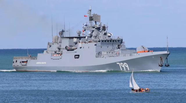 Tàu khu trục Đô đốc Makarov của Nga. (Ảnh: Reuters)