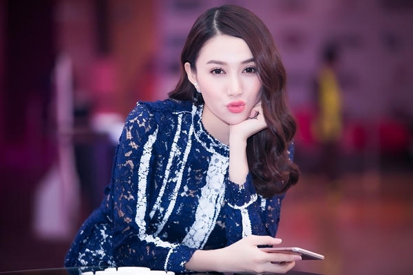 Không trở thành Hoa hậu như mong ước, Lê Hà đầu quân cho Venus với hi vọng trở thành người mẫu nổi tiếng. Ảnh: Internet.