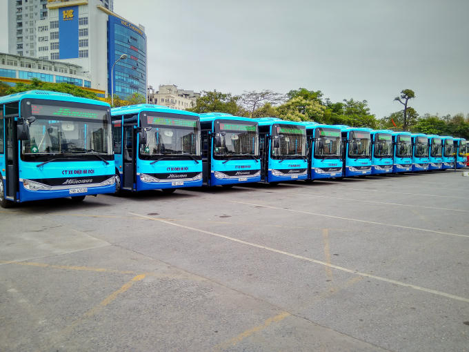 Tuyến buýt 35A: Trần Khánh Dư – Nam Thăng Long được thay mới xe chất lượng cao.