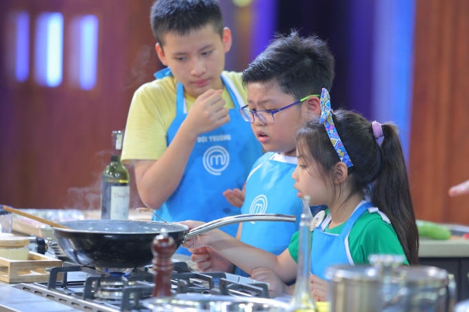 Các thành viên của đội Xanh.