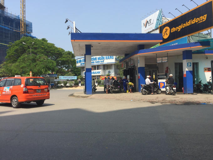 Nhiều người dân đặt ra câu hỏi: "Liệu ở đây có lấn chiếm vỉa hè hay không?"