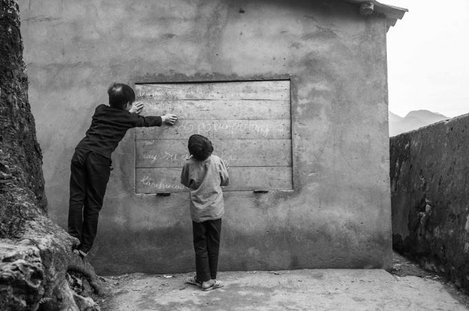 Tập Viết. (tác giả: Nguyễn Long)