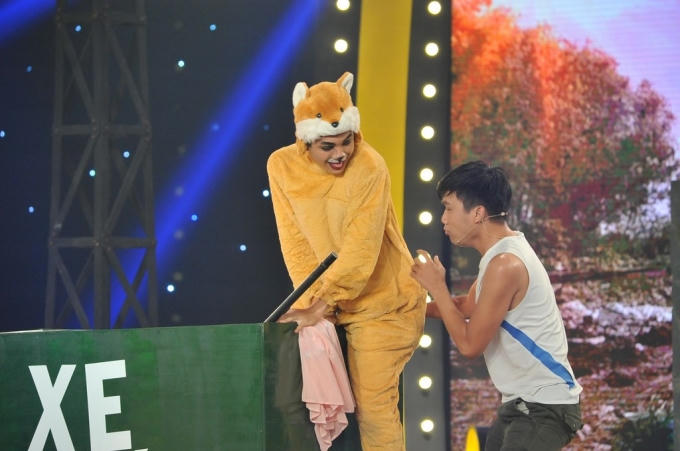 Diễn hài văn minh, “Thánh Taxi” nhận mưa lời khen từ Trấn Thành - Thu Trang