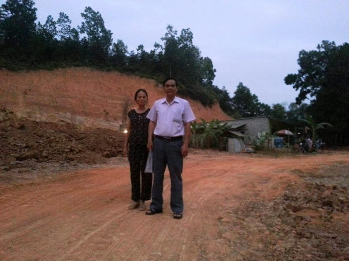 Ông Linh cho biết, ông đứng trước nguy cơ "mất cả chì lẫn chài" sau gần 30 năm khai hoang, sử dụng đất.