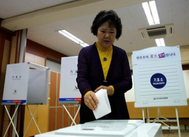Theo NEC, cuộc bầu cử lần này dự kiến có hơn 42,48 triệu cử tri tham gia bỏ phiếu. (Ảnh: Reuters)