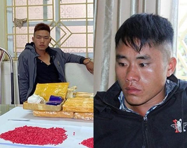 Đối tượng Trung (bìa trái) và Sấn cùng tang vật vụ án tại cơ quan công an (Ảnh: Công an Lào Cai).