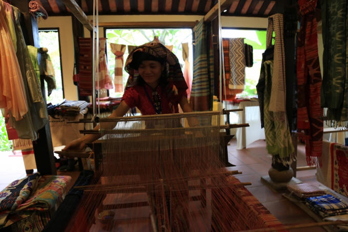 80 nghệ nhân từ các làng nghề truyền thống cũng có mặt tại Festival