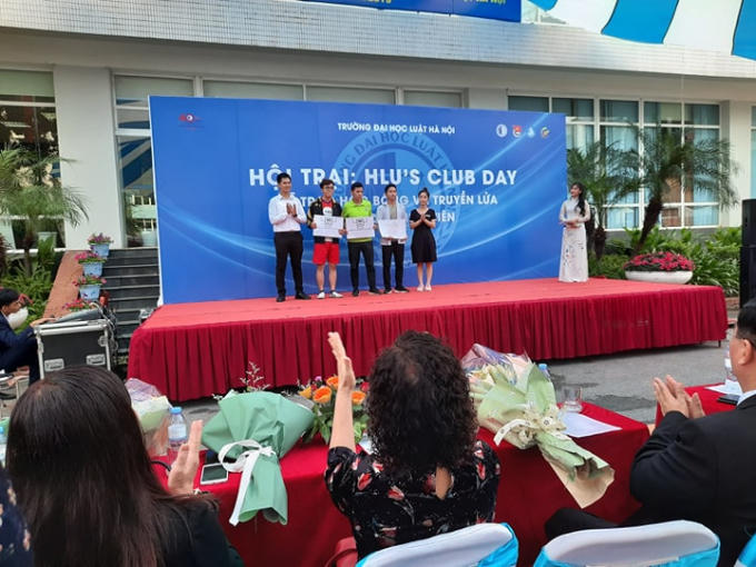 75120116_569443250494475_2985333782065709056_n