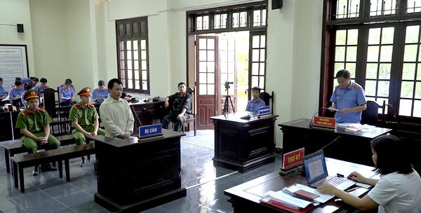 Đánh chết kẻ trộm, chủ kiot lĩnh án 20 năm tù