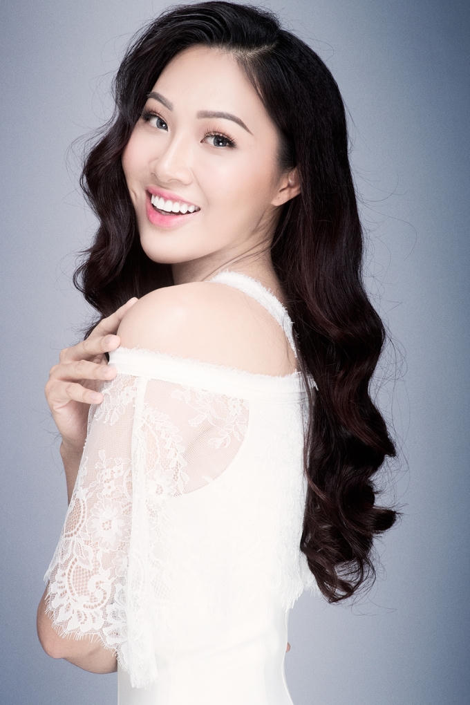 Hoa khôi Diệu Ngọc.