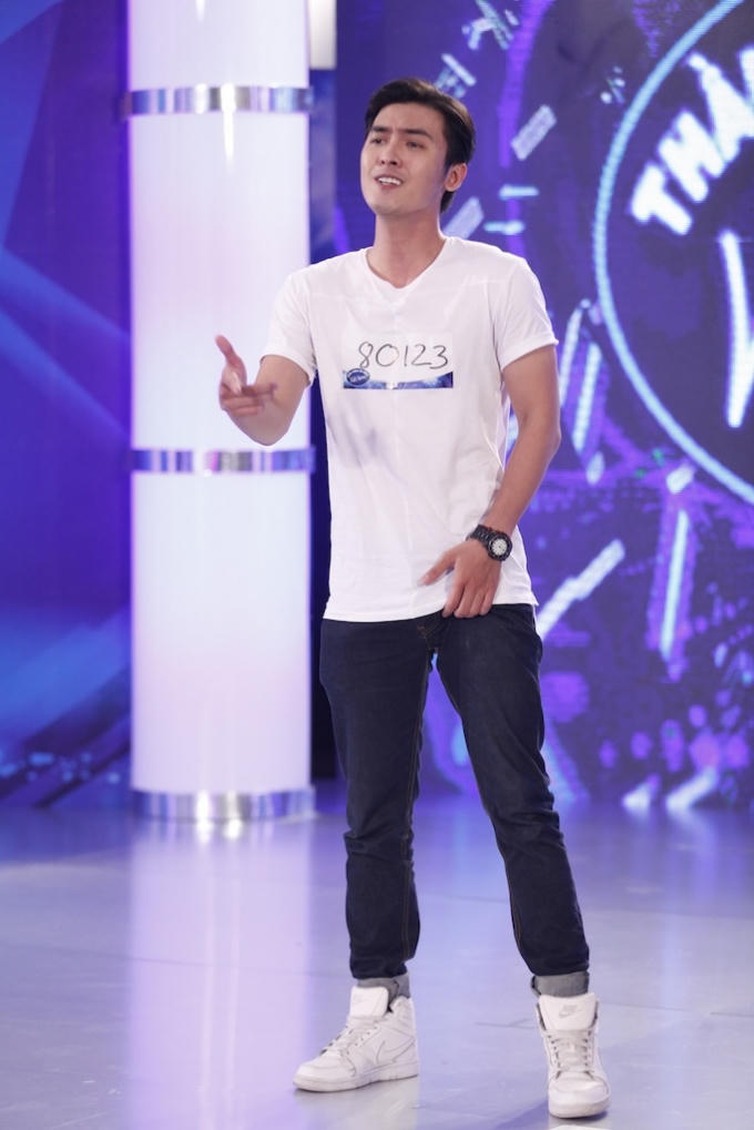 Vietnam Idol: Thu Minh ngẫu hứng hướng dẫn thí sinh biểu cảm sexy thể hiện hit của Hồ Ngọc Hà