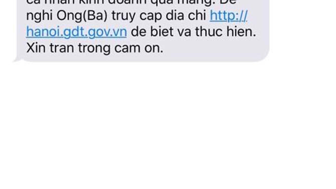 Tin nhắn của Cục Thuế Hà Nội yêu cầu người bán hàng trên facebook nộp thuế.