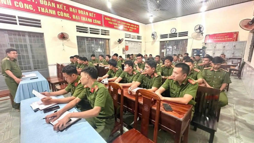 Công tác rà soát được Công an phường Trảng Dài triển khai theo phương châm “rõ người, rõ việc, rõ thời gian, rõ trách nhiệm, rõ kết quả, rõ hiệu quả”