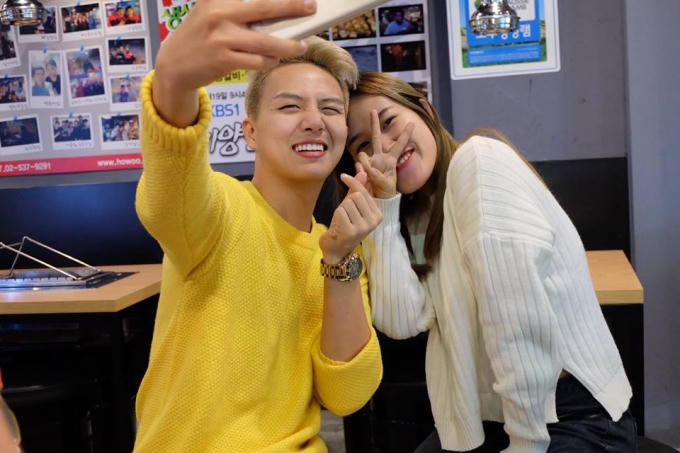 Và cả hai rất hào hứng với chuyến đi lần này.