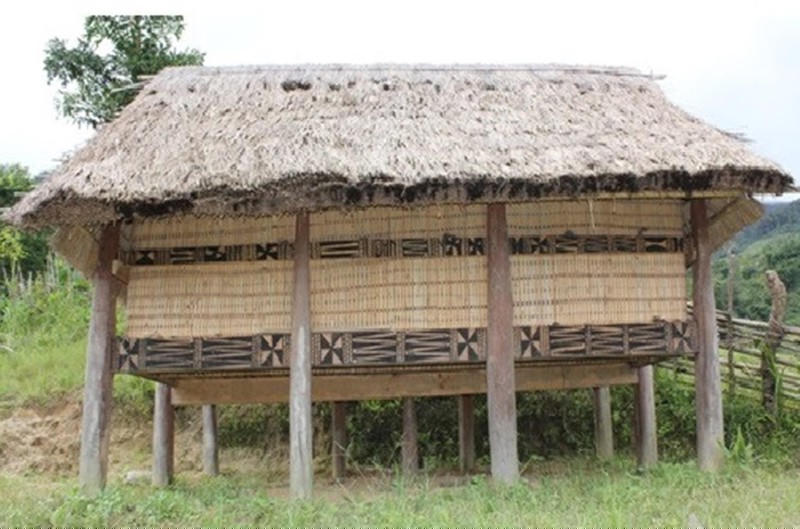 Một kho lúa của người Xê Đăng ở xã Ngọc Linh (Kon Tum).