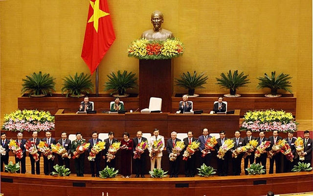 Ra mắt các thành viên Chính phủ mới.