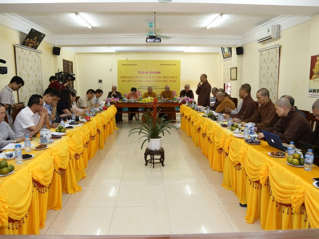 Tọa đàm về bảo tồn, phát huy di sản văn hóa Phật giáo Việt Nam.