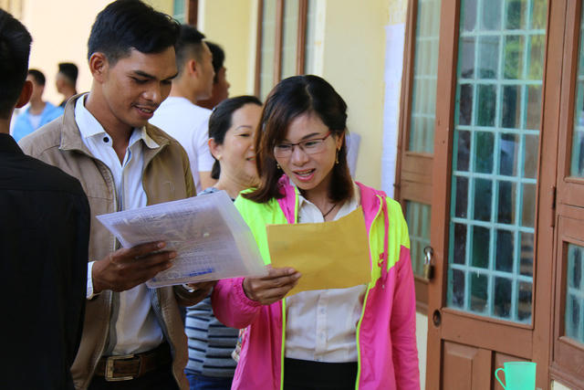 Trong buổi chiều làm thủ tục, tâm trạng các thí sinh khá thoải mái.