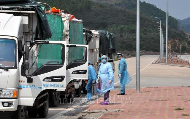 Quảng Ninh thực hiện phòng, chống dịch ở khu công nghiệp, cửa khẩu theo nhiều tầng nấc