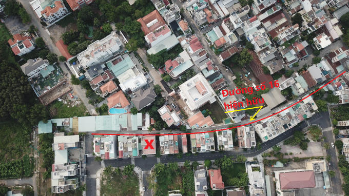 Người dân không phản đối việc mở rộng đường 16 nhưng yêu cầu không được lấy vào ranh đất dãy nhà D vì dãy nhà này đã nằm trong khu vực quy hoạch chi tiết 1/500, cư dân đã sinh sống ổn định nhiều năm