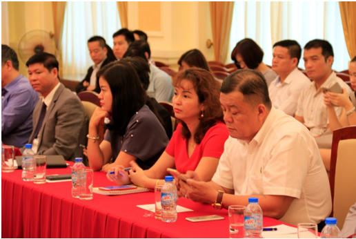 Lãnh đạo HT Pharma (Thứ 2 từ phải sang) cùng đại diện các doanh nghiệp Việt Nam tham dự Kỳ họp UBLCP Việt Nam – Cuba lần thứ 35.