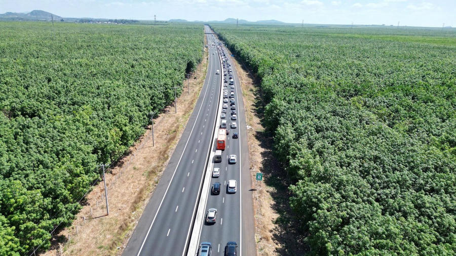 Hai tuyến cao tốc Vĩnh Hảo – Phan Thiết và Phan Thiết – Dầu Giây sẽ thu phí ETC từ tháng 3/2026.