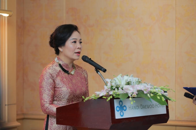 Bà Ngô Lan Phương phát biểu tại khai mạc.