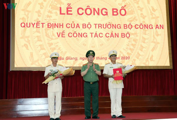 Anh145.