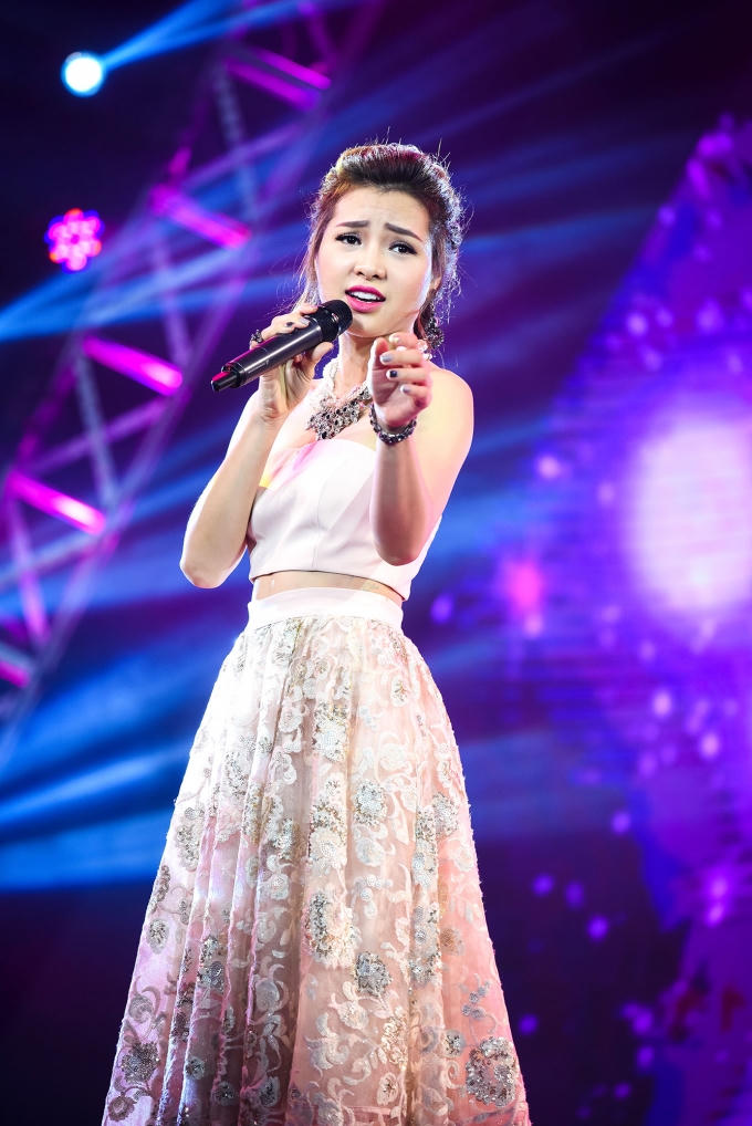 Noo Phước Thịnh l&agrave;m ho&agrave;ng tử b&oacute;ng đ&ecirc;m trong &Acirc;m Nhạc &amp;amp; Bước Nhảy