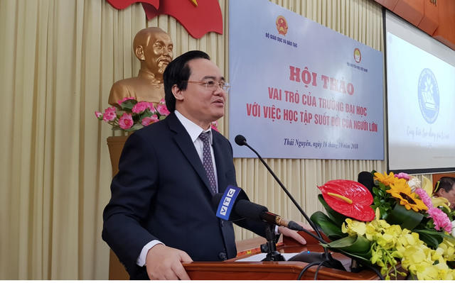 Bộ trưởng Bộ Gi&aacute;o dục v&agrave; Đ&agrave;o tạo Ph&ugrave;ng Xu&acirc;n Nhạ.