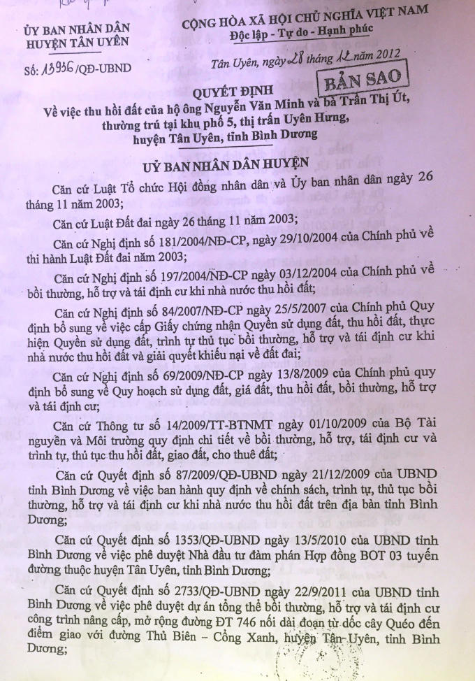 Quyết định thu hồi đất gia đình ông Minh (bố ông Tân) năm 2012.