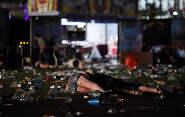 Hiện trường vụ xả súng ở Las Vegas (Ảnh: Getty)