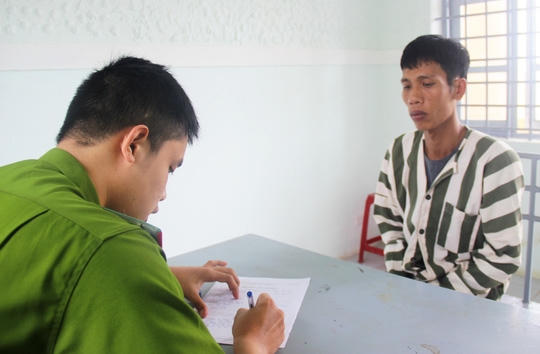 Bị can Hồ Ngọc Khải tại cơ quan công an.