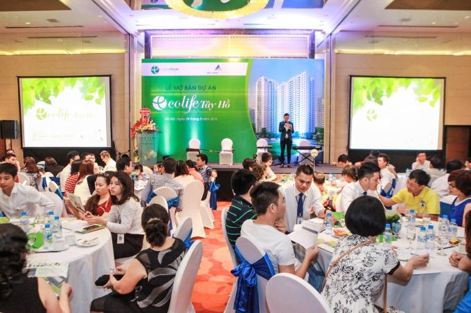 EcoLife Tây Hồ mới chính thức mở bán hôm 28/5/2016 khi dự án đã thi công đến tầng 26. Điều này thuyết phục khách hàng yên tâm khi mua căn hộ.