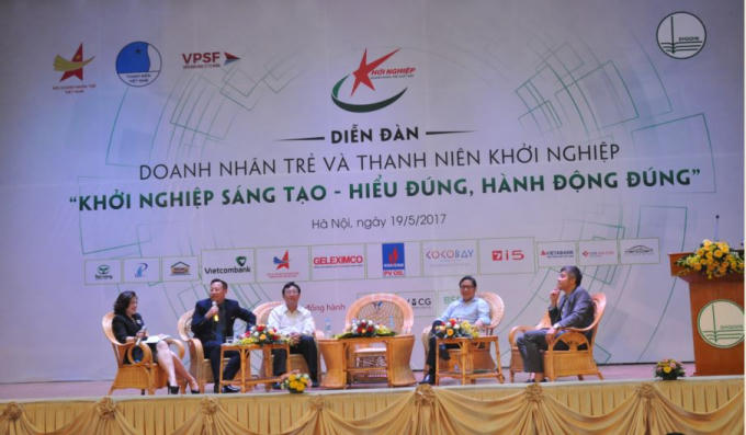 Đại diện lãnh đạo Bộ Kế hoạch &amp; Đầu tư, Bộ Khoa học Công nghệ, Thông tin Truyền thông, Bộ Tài chính đối thoại trực tiếp tại diễn đàn Doanh nhân trẻ và thanh niên khởi nghiệp “Khởi nghiệp sáng tạo - Hiểu đúng, Hành động đúng”.
