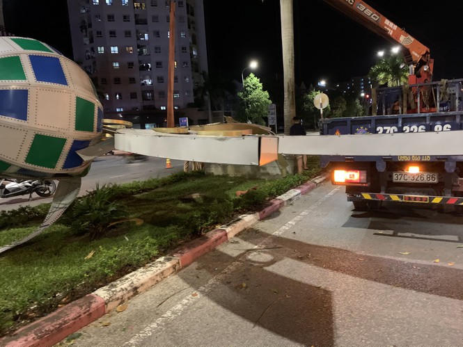 Lộ nguyên nhân công trình 11 tỷ đồng ở TP Vinh bị đổ gãy chỉ sau một trận giống lốc - ảnh 2