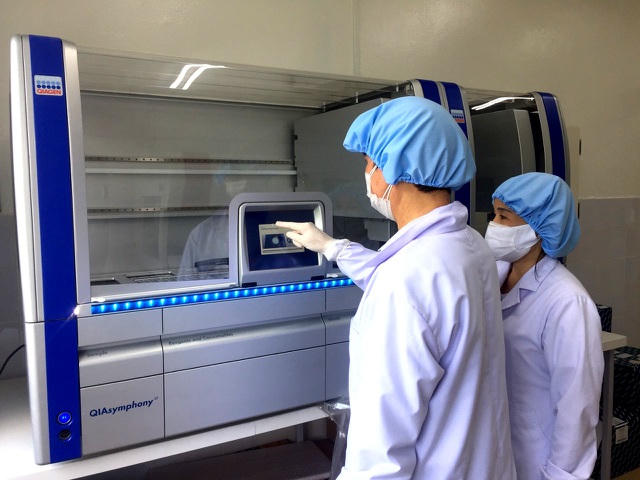 Máy xét nghiệm Realtime PCR tự động giá 7,23 tỉ đồng mà Sở Y tế Quảng Nam đã mua