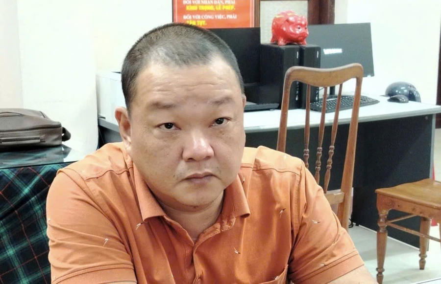 Đối tượng Trần Văn Toán tại cơ quan công an. Ảnh: Công an tỉnh Đắk Lắk