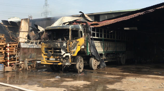 Chiếc xe tải hư hỏng nặng.
