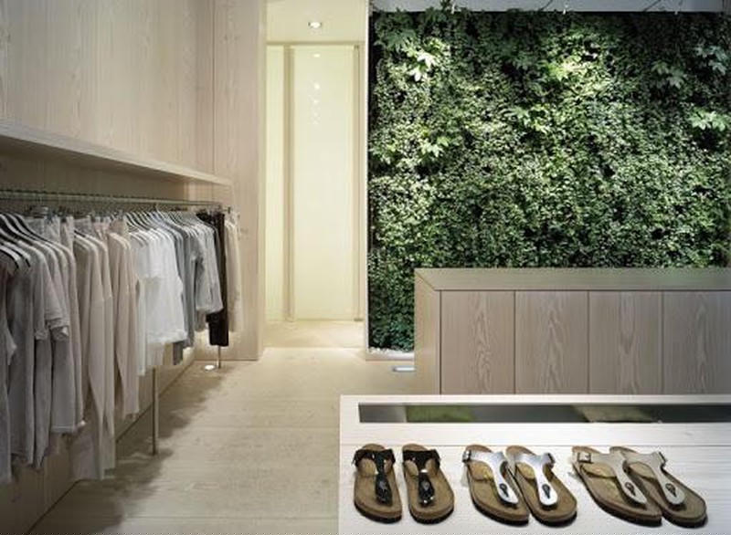 Filippa K thành lập hẳn một hệ thống nhận lại quần áo của nhãn hàng nếu người mua không còn cần nữa.
