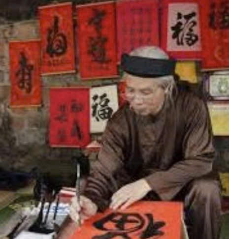 Xin chữ Thư pháp ngày đầu năm mới Âm lịch là một nét đẹp trong văn hóa của người Việt nói chung và tại Đà Lạt nói riêng. Ảnh: Internet