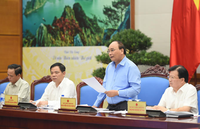 Thủ tướng Nguyễn Xuân Phúc chủ trì Hội nghị trực tuyến toàn quốc về “Tăng cường công tác quản lý, bảo vệ rừng và các giải pháp thực hiện trong thời gian tới”.