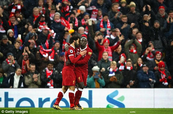 Liverpool mở tỉ số trận đấu do công của Salah (Ảnh: Getly Images).