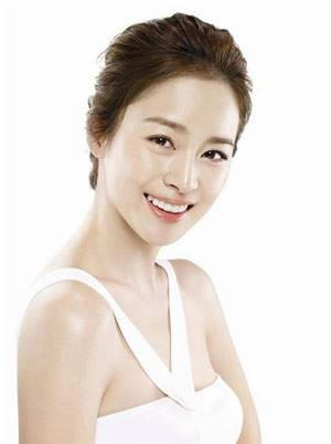 11 thủ thuật “hô biến” làm da mặt toả sáng