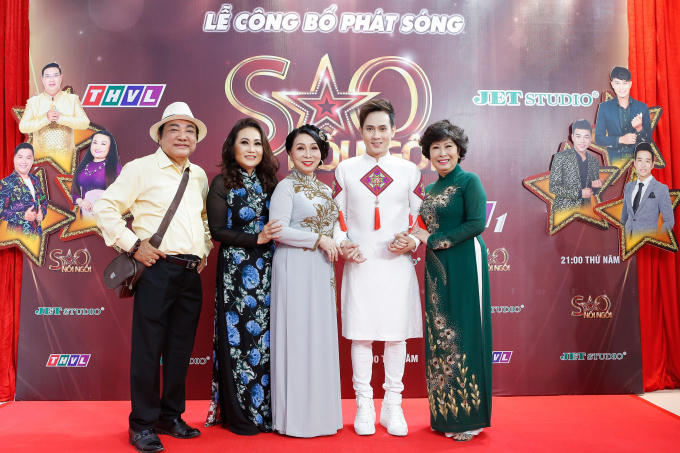 Sự tham gia của các nghệ sĩ danh tiếng.