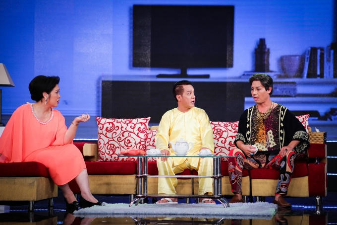 Hồng V&acirc;n h&eacute; lộ mất 20 triệu mỗi th&aacute;ng để